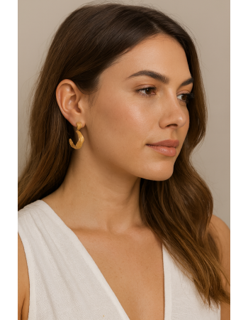 Σκουλαρίκια Senza από επιχρυσωμένο ασήμι 925, Ματ κυματιστό κρικάκι - SSR4462GD